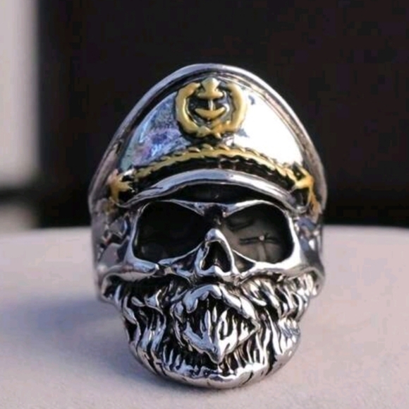 New! MEN'S Skull Navy Captian Ring. Sizes 9,10,12, & 13 - Picture 4 of 5